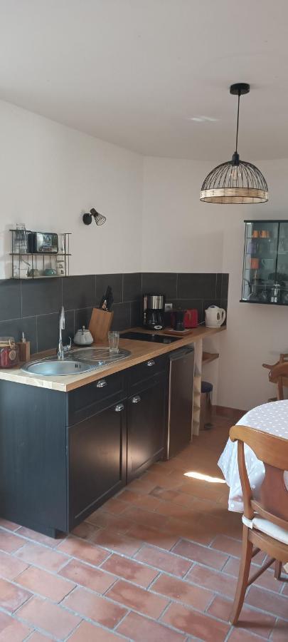 Gite De Charme Atypique Vue Panoramique Montrevault Ngoại thất bức ảnh